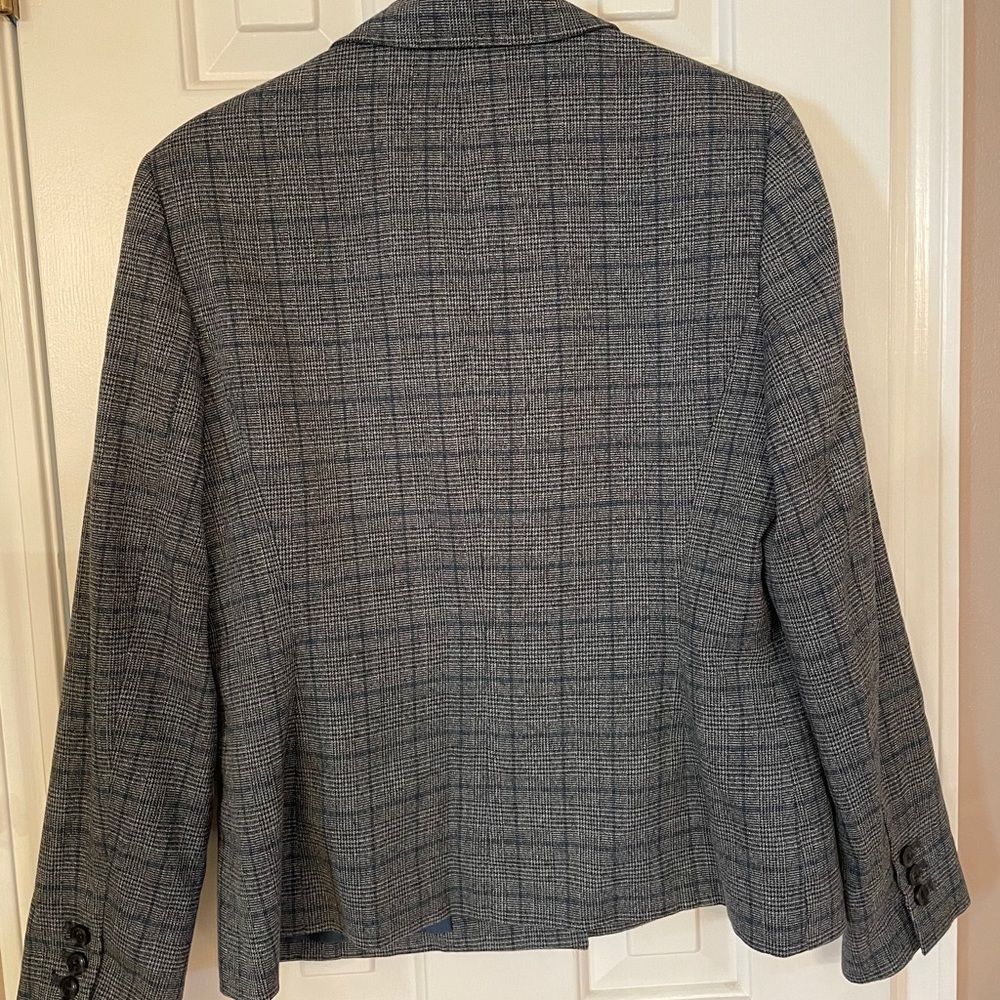 Cute Jacket - Picture 4 of 5